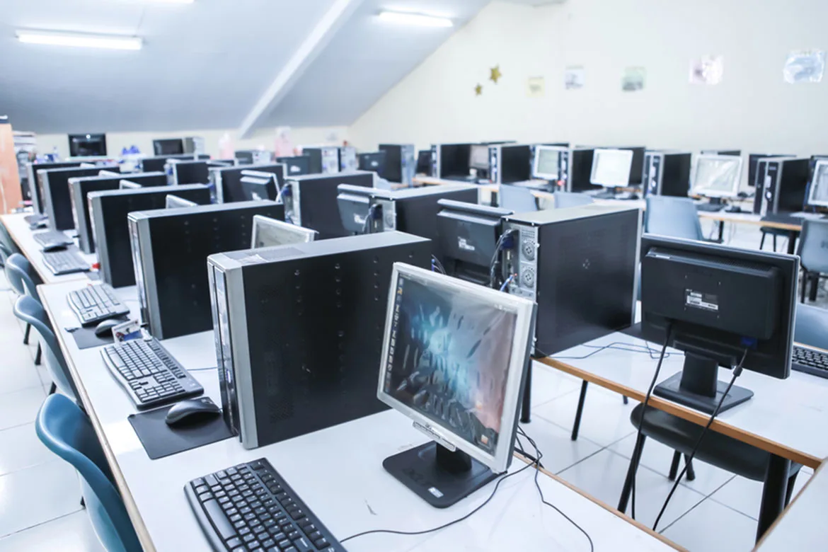 Lab-Komputer-PS-web